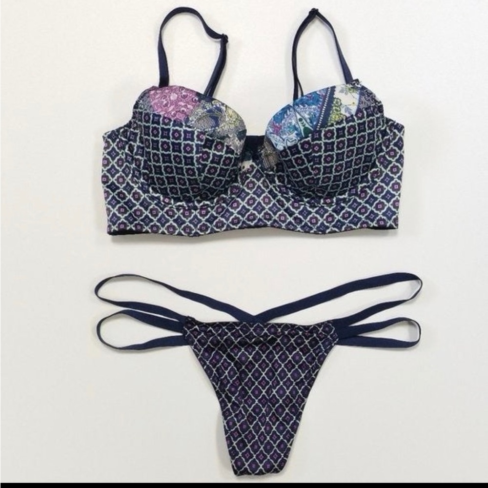 VS Very Sexy Bra & V-string Set 34B / S